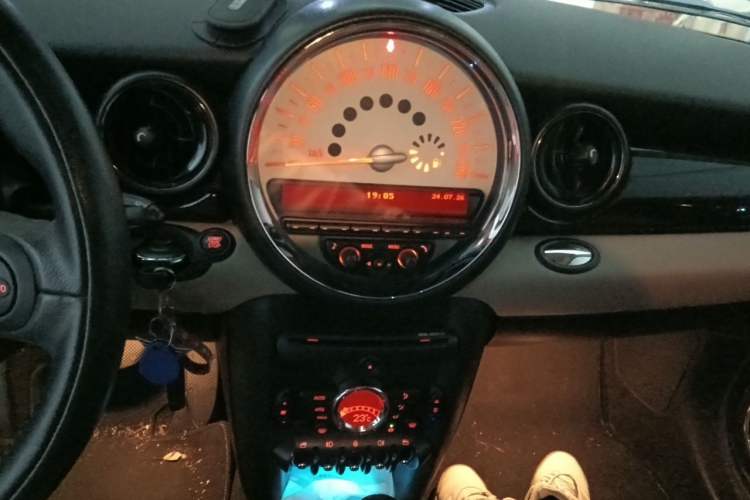 Used MINI 2012 1.6L COOPER Baker Street Audio And AC Panel