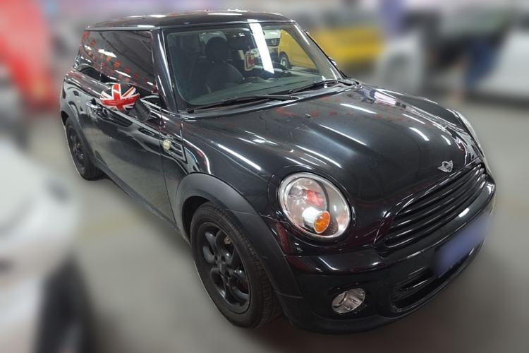 Used MINI 2012 1.6L COOPER Baker Street Front Right 45 Deg