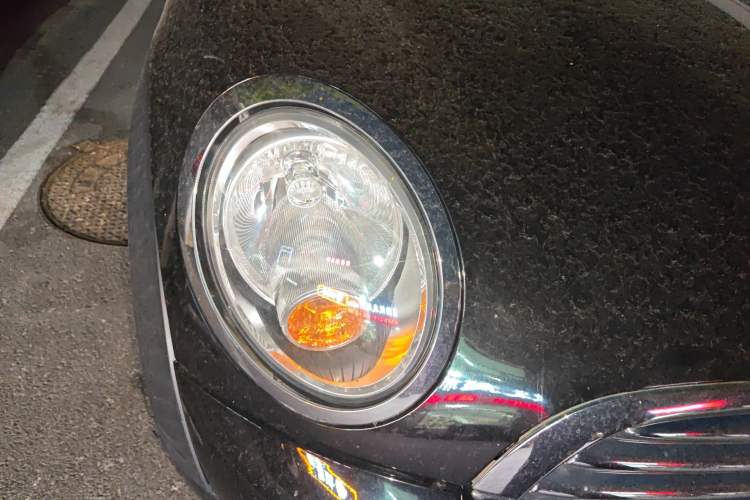 Used MINI 2012 1.6L COOPER Baker Street Right Front Headlight