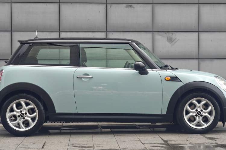 Used MINI 2012 1.6L COOPER Baker Street Exterior 5