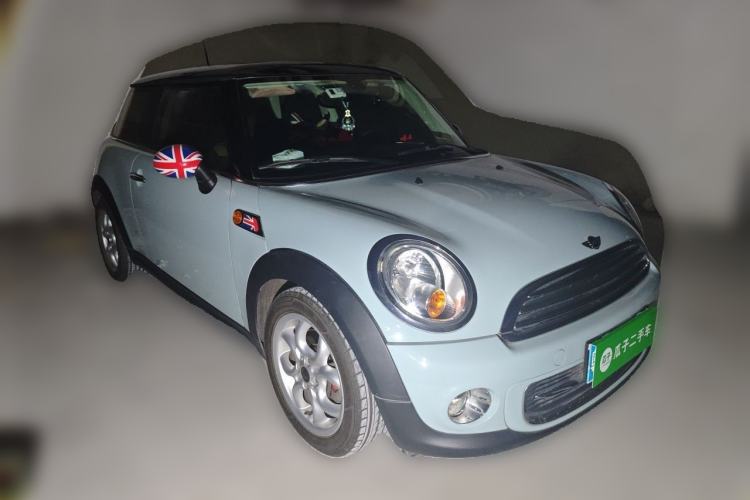 Used MINI 2012 1.6L COOPER Baker Street Front Right 45 Deg