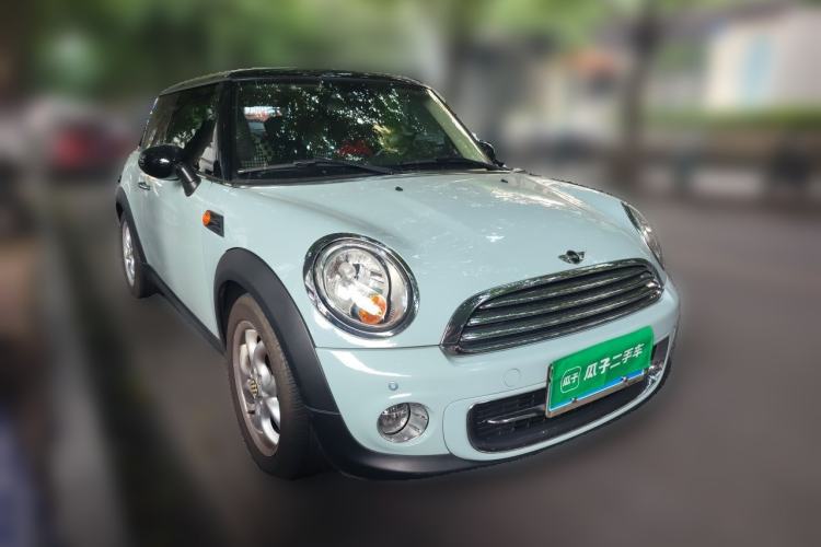Used MINI 2012 1.6L COOPER Bayswater Front Right 45 Deg