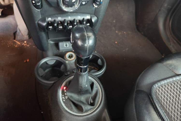 Used MINI 2012 1.6L COOPER Baker Street Gear Lever
