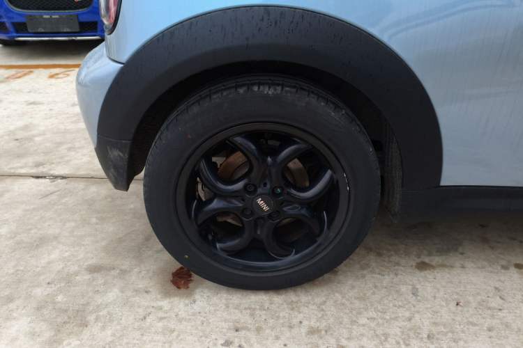 Used MINI 2012 1.6L COOPER Baker Street Right Rear Wheel Hub