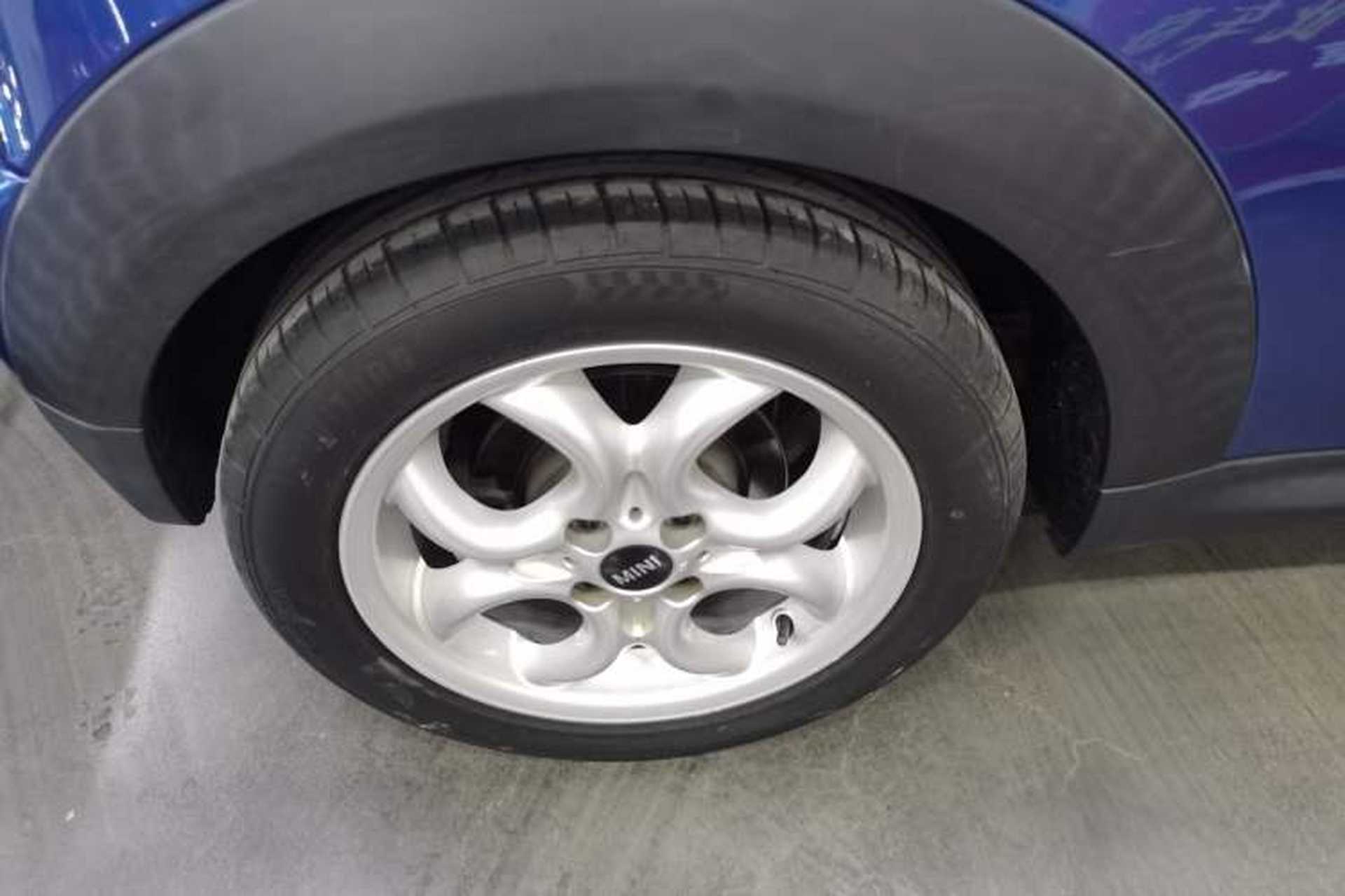 Used MINI 2012 1.6L COOPER Baker Street Right Rear Wheel Hub
