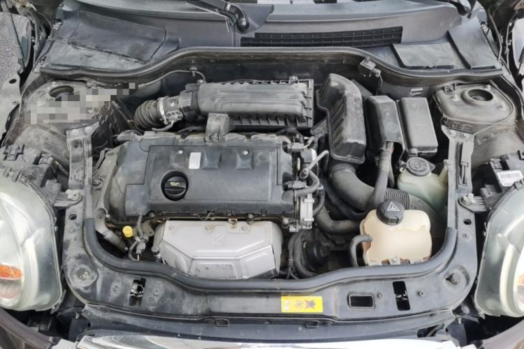Used MINI  Engine Bay