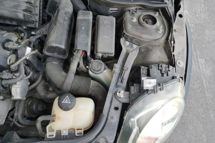 Used MINI  Engine Bay Left