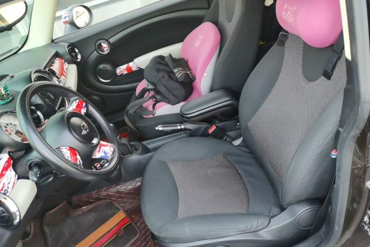 Used MINI  Left Front Seat