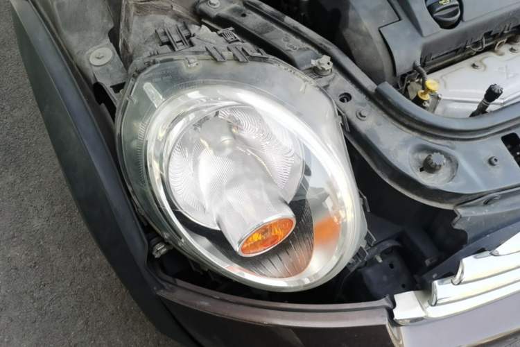 Used MINI  Right Front Headlight