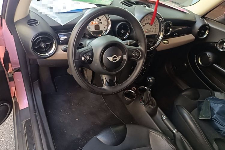 Used MINI 2012 1.6L COOPER Baker Street Center Console