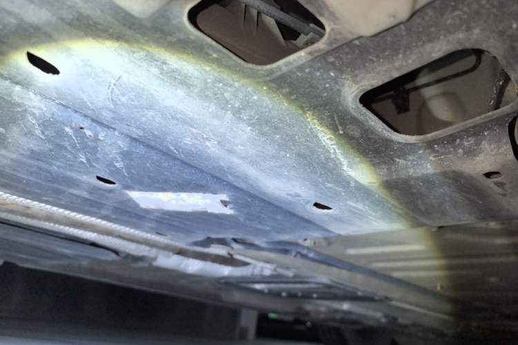 Used MINI 2012 1.6L ONE Baker Street Chassis Rear Right