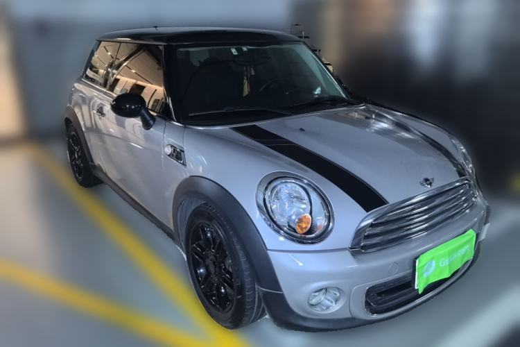 Used MINI 2012 1.6L ONE Baker Street Front Right 45 Deg