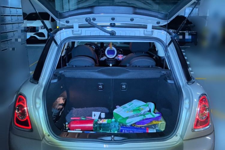 Used MINI 2012 1.6L ONE Baker Street Trunk