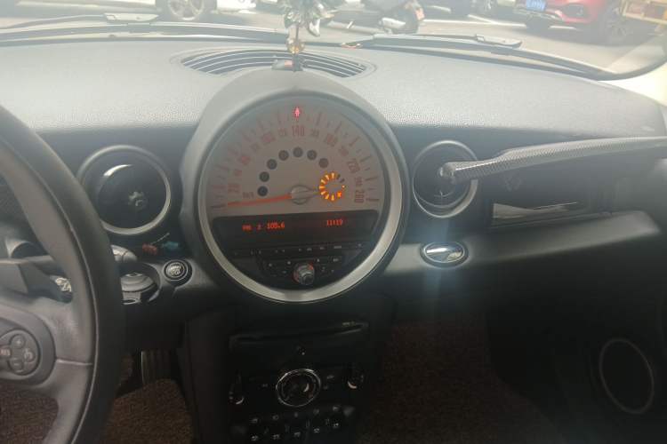 Used MINI 2012 1.6T COOPER S Bayswater Audio And AC Panel