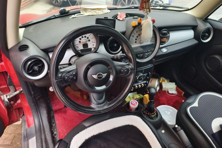 Used MINI 2012 1.6L COOPER Baker Street Center Console