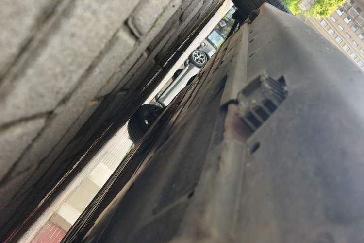 Used MINI 2012 1.6L COOPER Baker Street Chassis Front Right