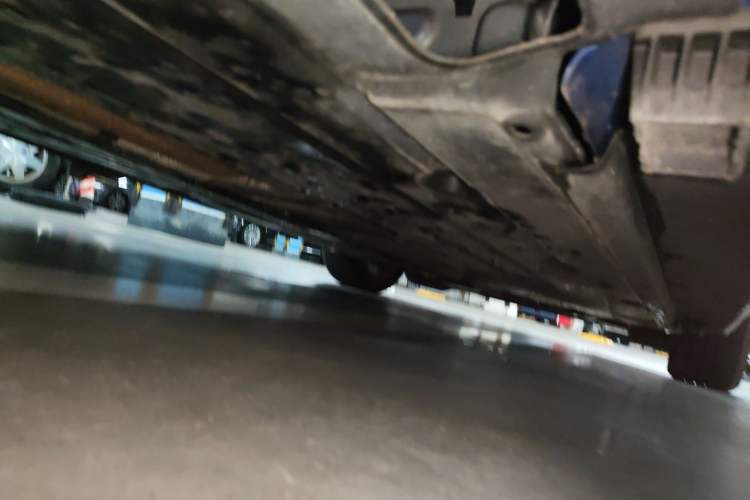Used MINI 2012 1.6L COOPER Baker Street Chassis Rear Right