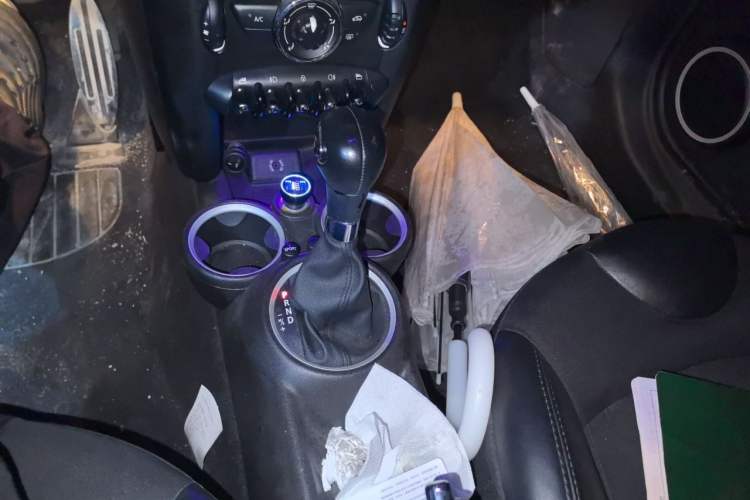 Used MINI 2012 1.6T COOPER S Fun Gear Lever