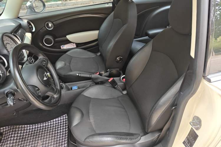 Used MINI 2012 1.6T COOPER S Fun Left Front Seat