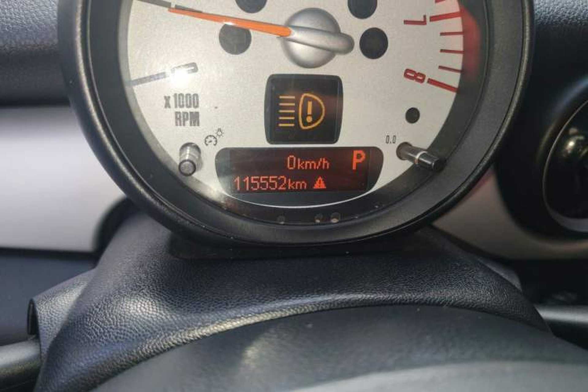 Used MINI 2012 1.6L COOPER Baker Street Odometer Close Up