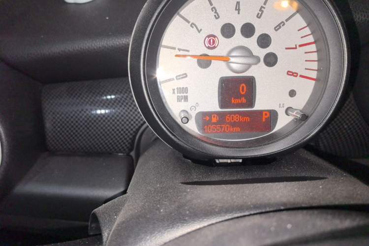 Used MINI 2012 1.6T COOPER S Fun Odometer Close Up
