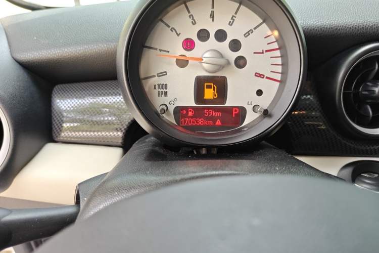 Used MINI 2012 1.6T COOPER S Fun Odometer Close Up