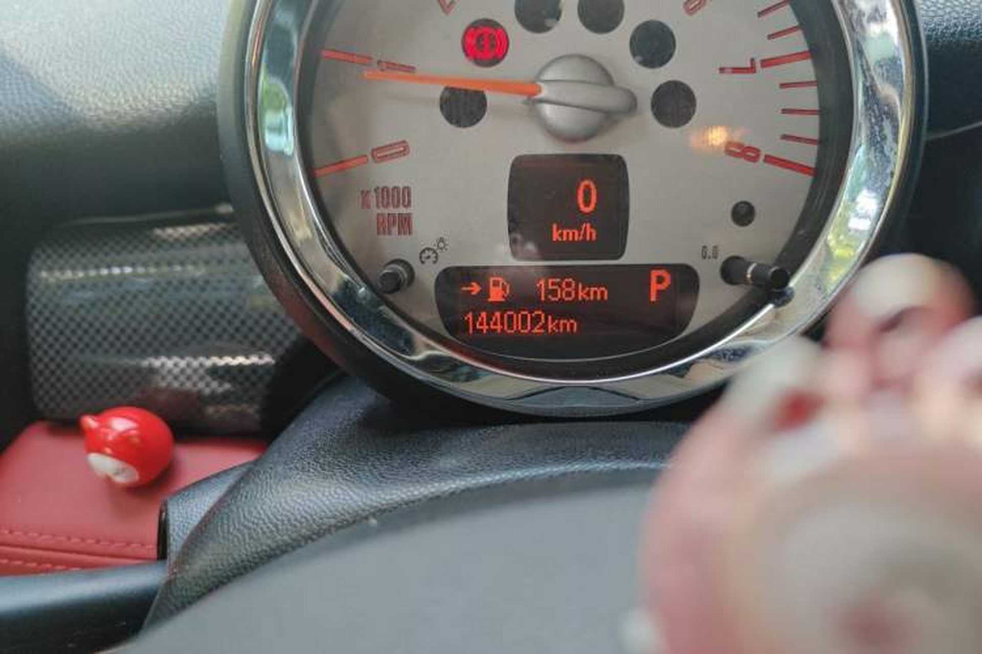 Used MINI 2012 1.6T COOPER S Fun Odometer Close Up