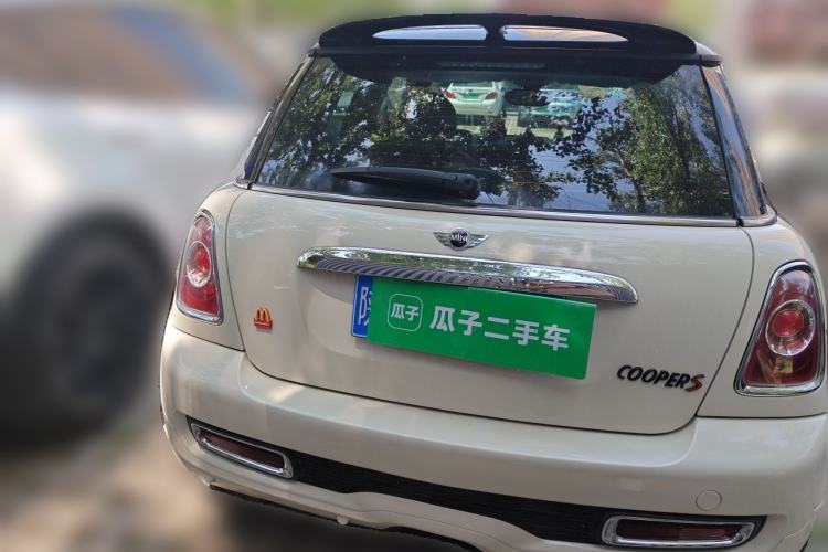 Used MINI 2012 1.6T COOPER S Fun Rear