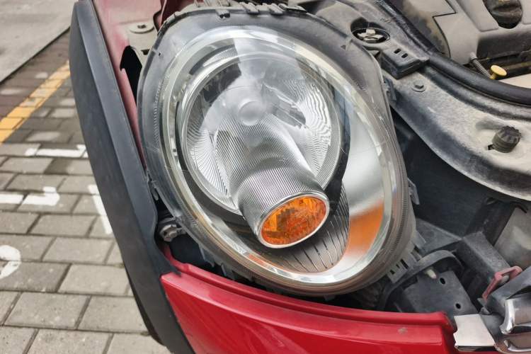 Used MINI 2012 1.6L COOPER Baker Street Right Front Headlight