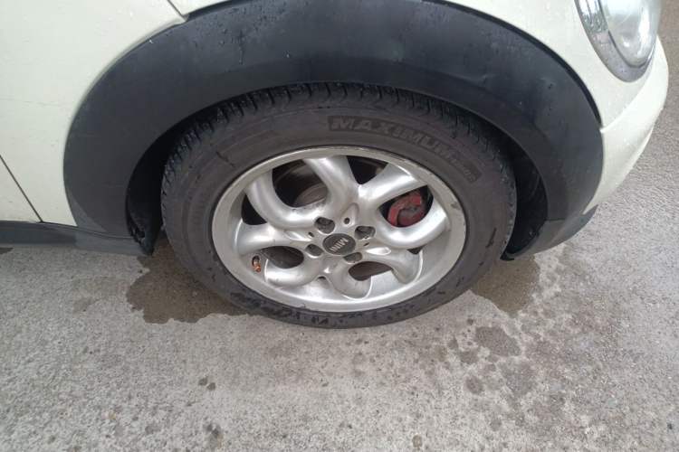Used MINI 2012 1.6L COOPER Baker Street Right Front Wheel Hub
