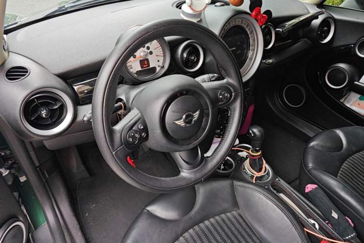 Used MINI 2012 1.6L COOPER Bayswater Steering Wheel