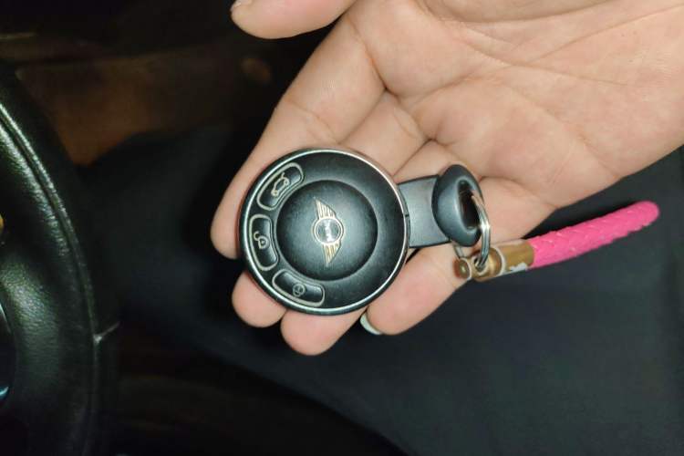 Used MINI 2012 1.6L COOPER Baker Street Vehicle Key