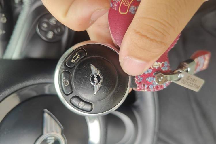 Used MINI 2012 1.6L COOPER Baker Street Vehicle Key