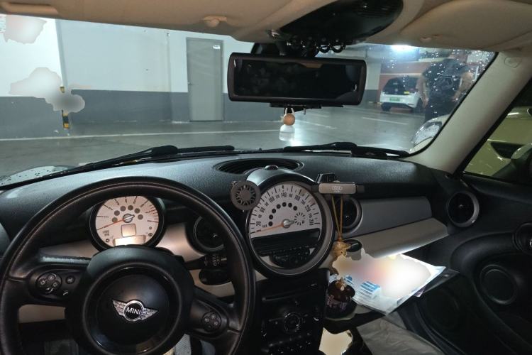 Used MINI 2012 1.6L COOPER Baker Street Center Console