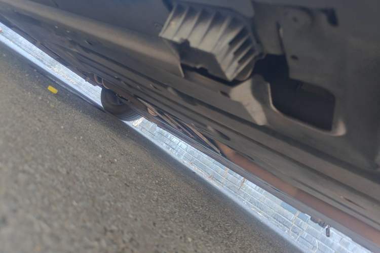 Used MINI 2012 1.6L COOPER Baker Street Chassis Rear Left