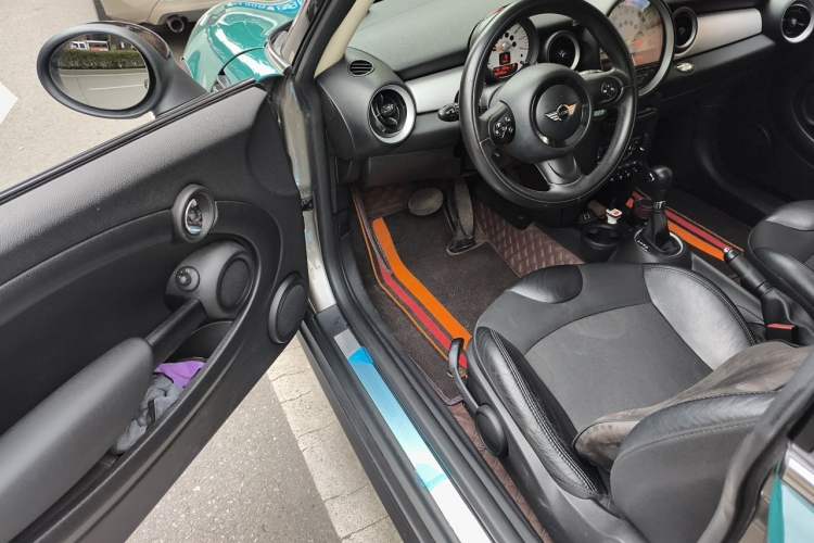 Used MINI 2012 1.6L COOPER Baker Street Driver Seat