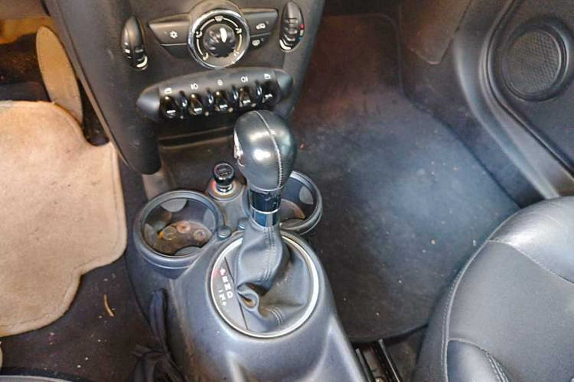 Used MINI 2012 1.6L COOPER Baker Street Gear Lever