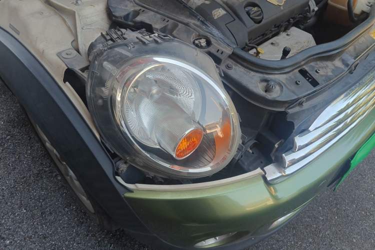 Used MINI 2012 1.6L COOPER Baker Street Right Front Headlight