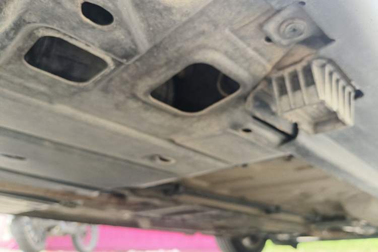 Used MINI 2012 1.6L COOPER Baker Street Chassis Rear Right