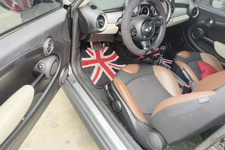 Used MINI 2012 1.6L COOPER Baker Street Driver Seat