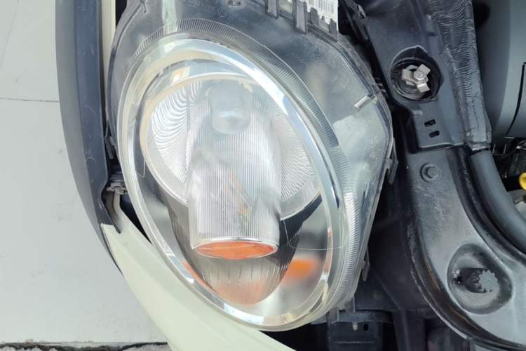 Used MINI 2012 1.6L COOPER Baker Street Right Front Headlight