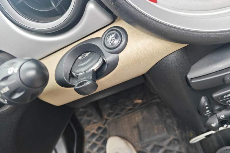 Used MINI 2012 1.6L COOPER Bayswater Vehicle Key