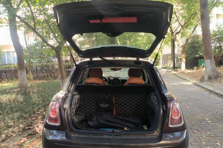 Used MINI 2012 1.6L COOPER Baker Street Trunk