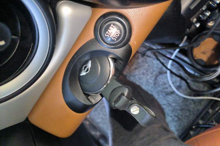 Used MINI 2012 1.6L COOPER Baker Street Vehicle Key