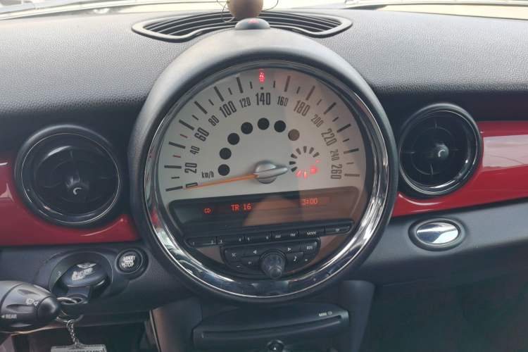 Used MINI 2012 1.6T COOPER S China Edition Audio And AC Panel