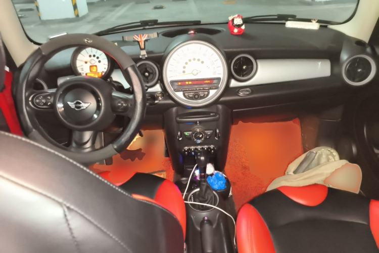 Used MINI 2012 1.6L COOPER Baker Street Center Console