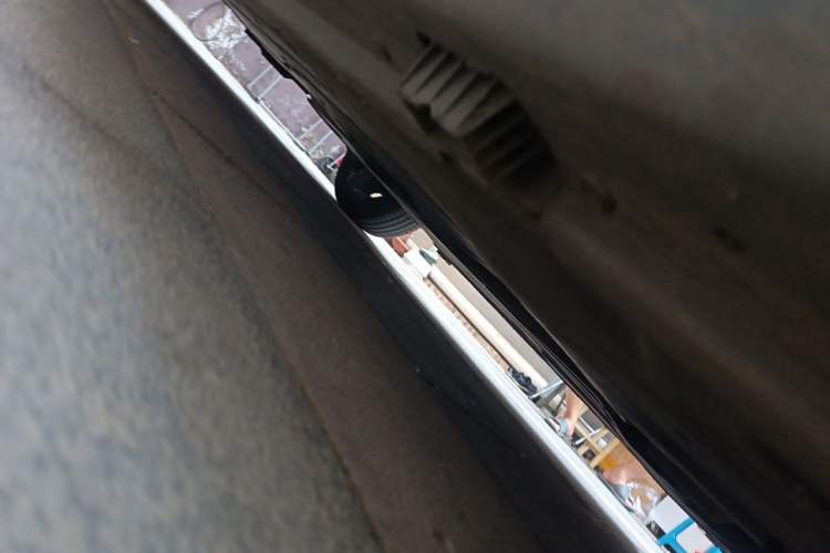 Used MINI 2012 1.6L COOPER Bayswater Chassis Front Right