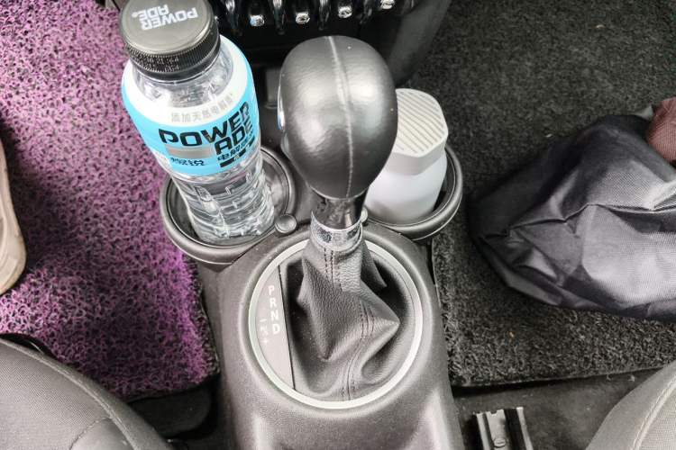 Used MINI 2012 1.6L COOPER Baker Street Gear Lever