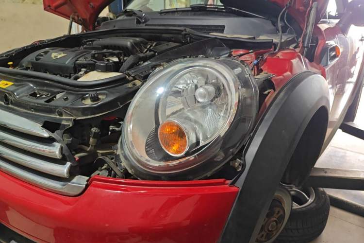 Used MINI 2012 1.6L COOPER Baker Street Right Front Headlight