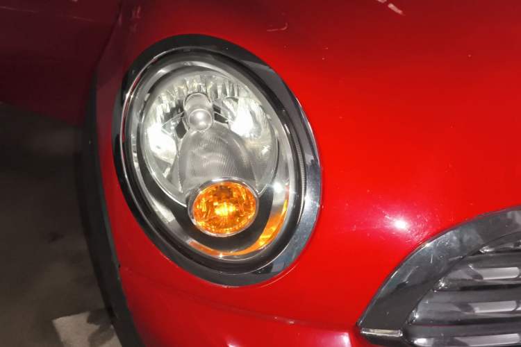 Used MINI 2012 1.6L COOPER Baker Street Right Front Headlight